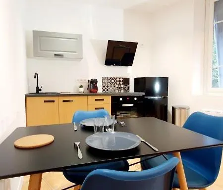 Superbe De 50m2 شقة *